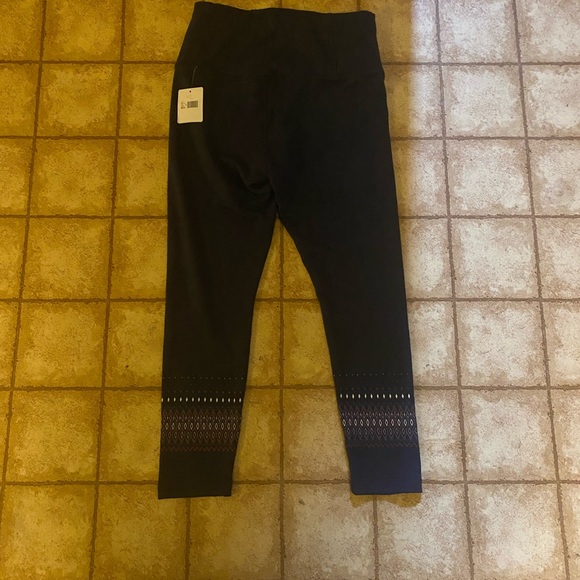BRAND NEW! Activezone women’s legging - Picture 2 of 6